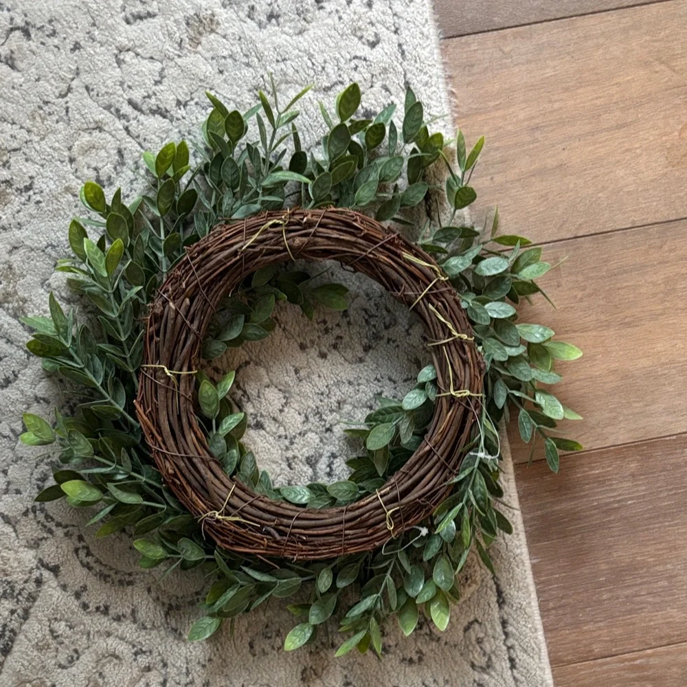 Clorox Festive Greenery Wreath